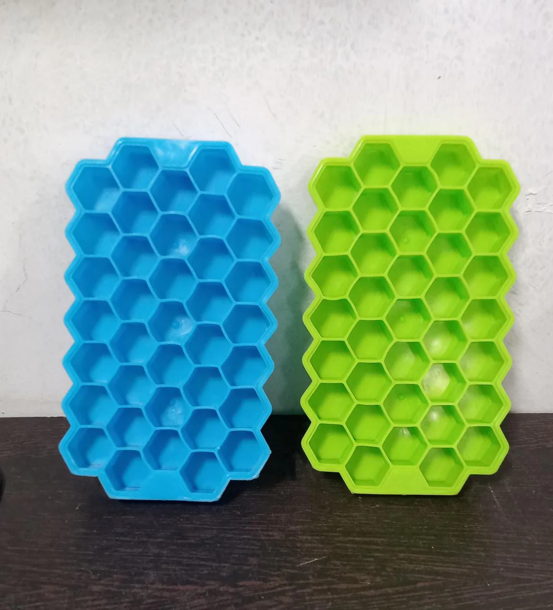 Silicone Honeycomb Icecube Tray